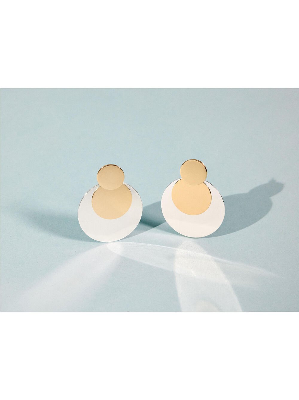 Round bicolor earrings